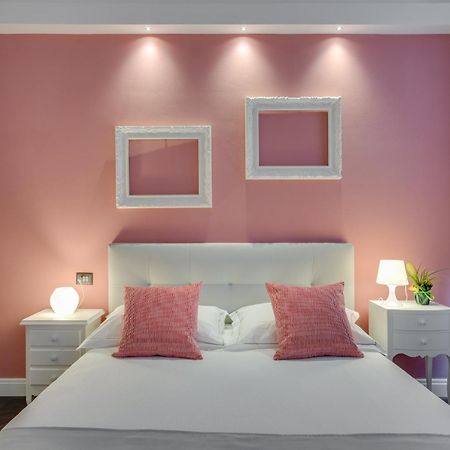 פירנצה Cherubini Palace Thematic Apartment מראה חיצוני תמונה