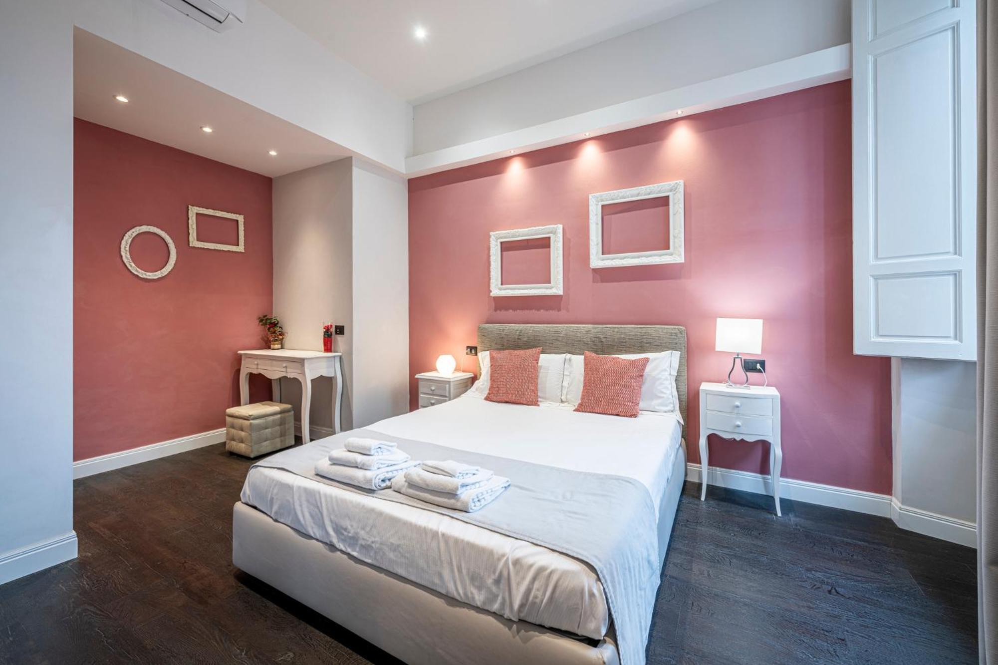 פירנצה Cherubini Palace Thematic Apartment מראה חיצוני תמונה