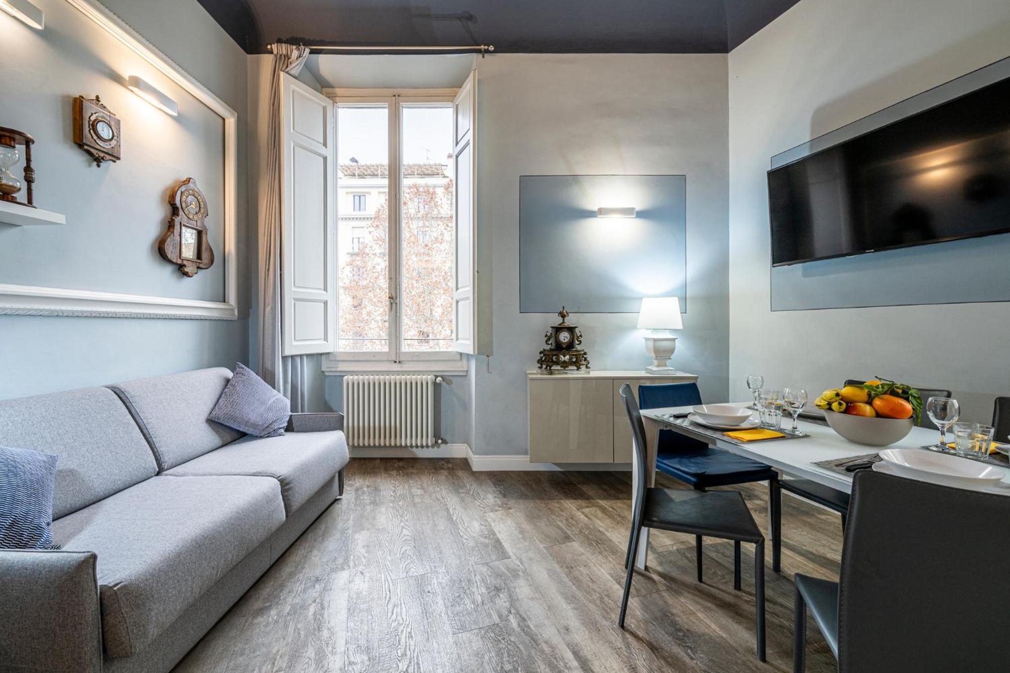 פירנצה Cherubini Palace Thematic Apartment מראה חיצוני תמונה