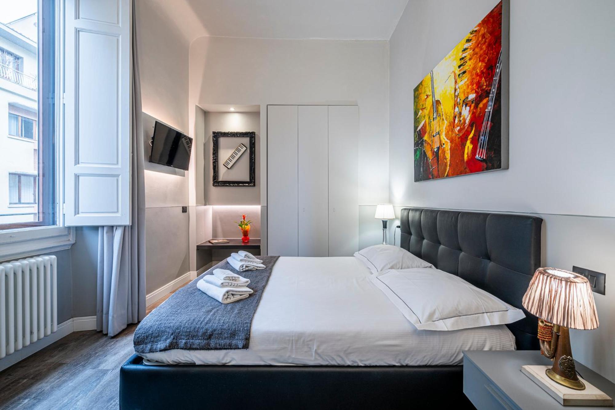 פירנצה Cherubini Palace Thematic Apartment מראה חיצוני תמונה