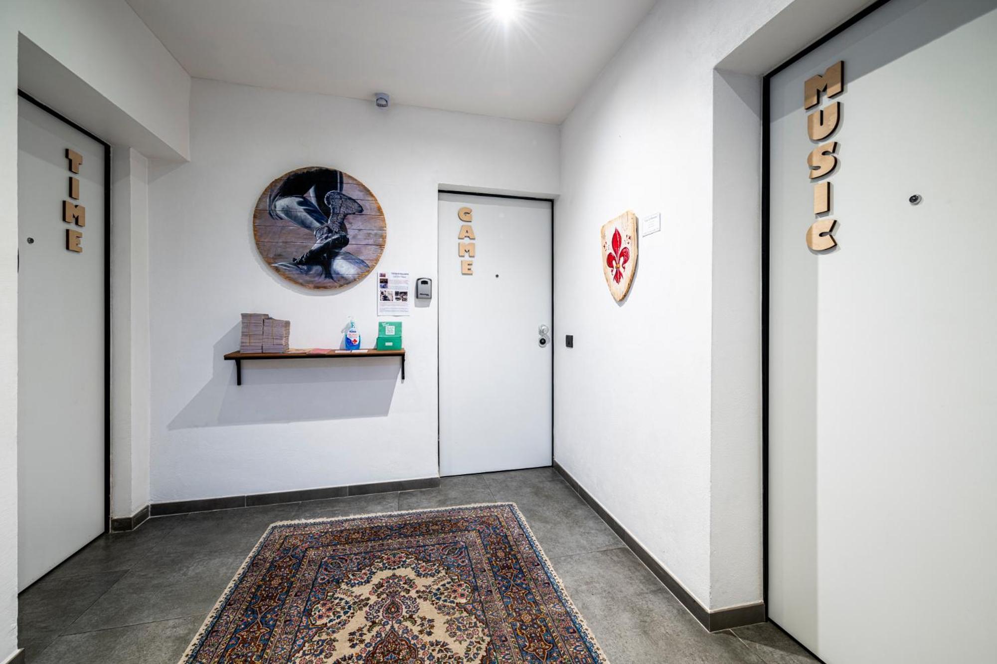פירנצה Cherubini Palace Thematic Apartment מראה חיצוני תמונה