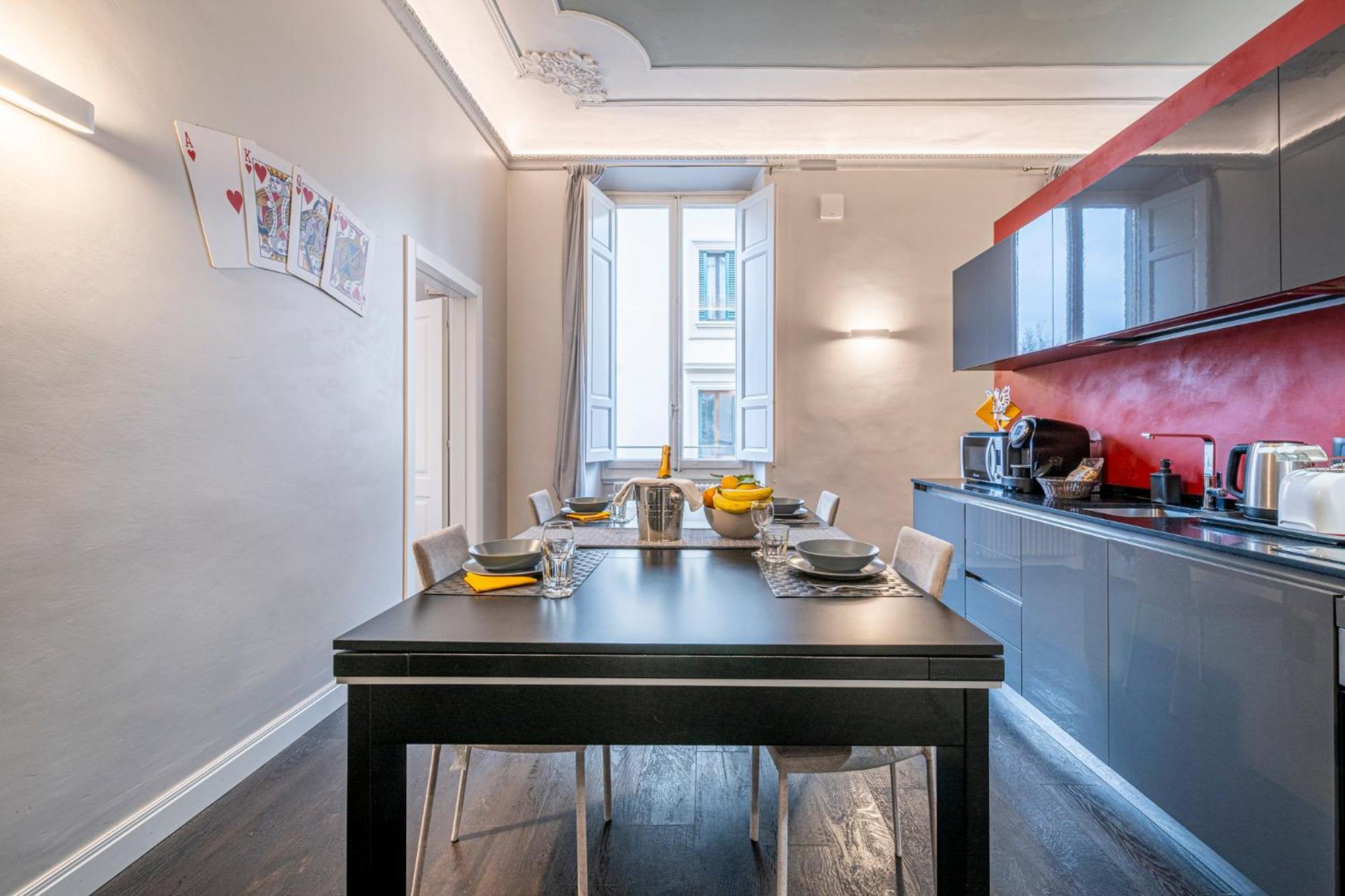 פירנצה Cherubini Palace Thematic Apartment מראה חיצוני תמונה