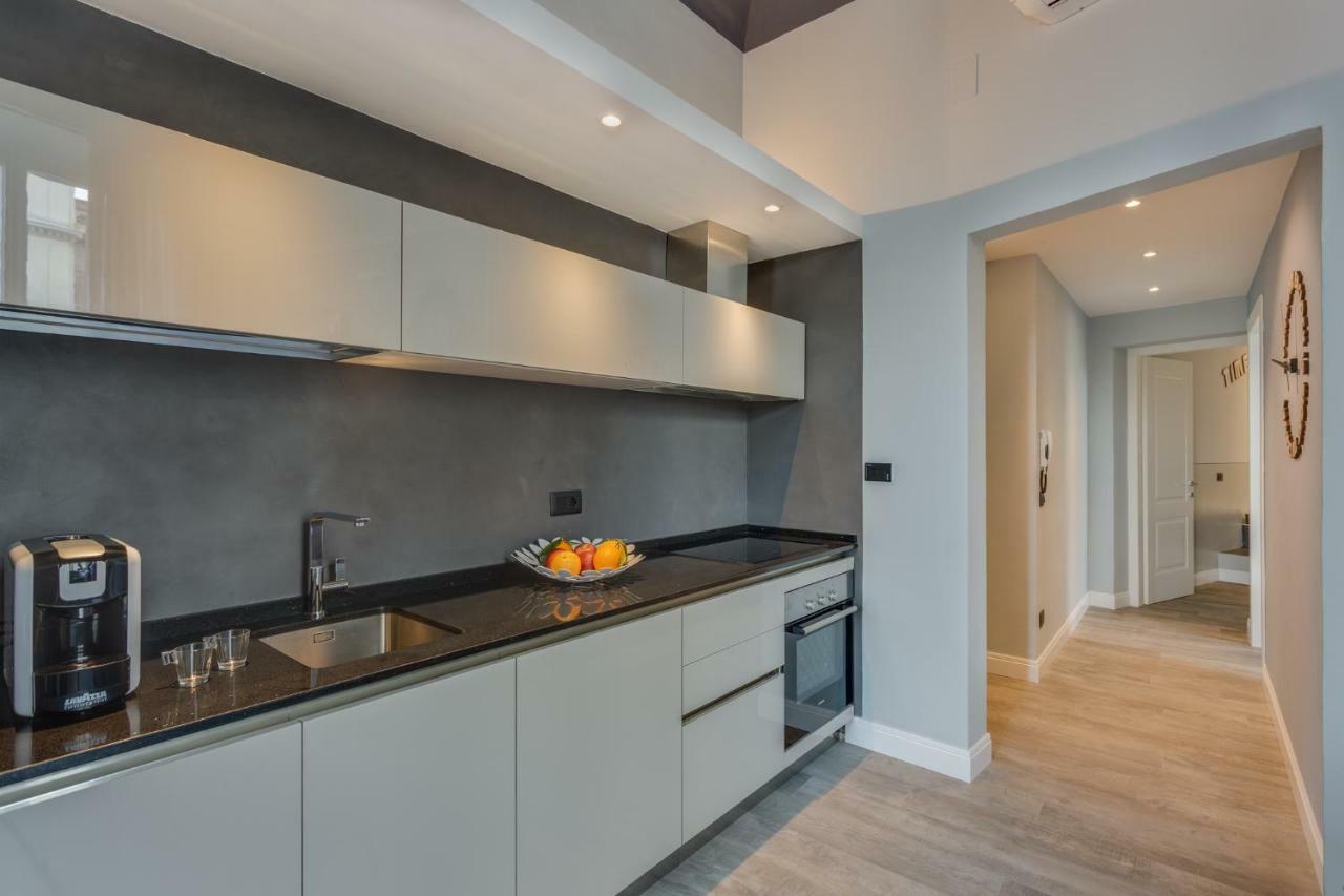 פירנצה Cherubini Palace Thematic Apartment מראה חיצוני תמונה