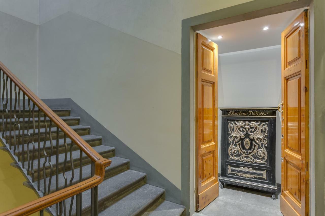 פירנצה Cherubini Palace Thematic Apartment מראה חיצוני תמונה